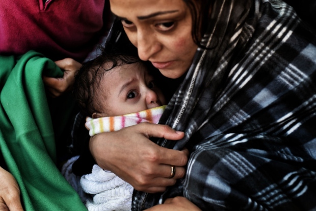 refugee-woman-with-baby